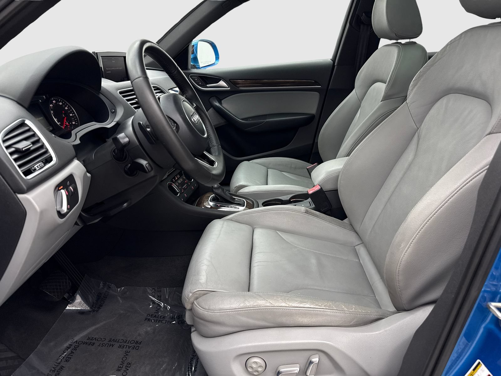 Used 2016 Audi Q3 2.0T Prestige w/ Prestige Package AWD/4WD image 17