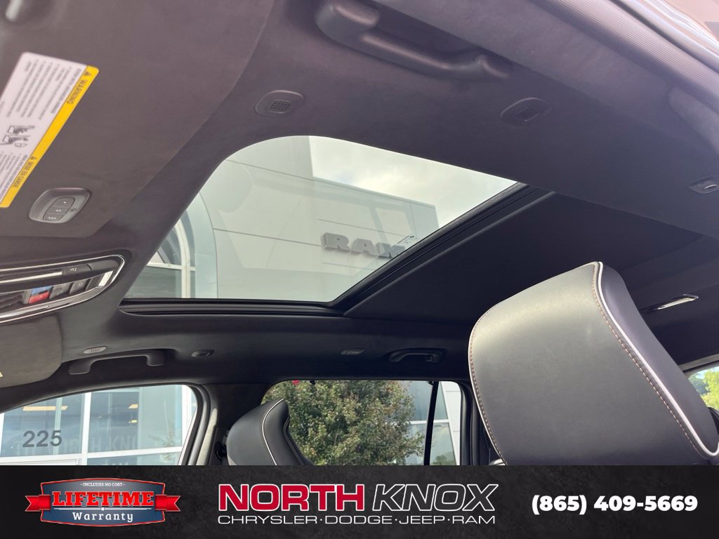 New 2027 Jeep Grand Cherokee L Summit AWD/4WD image 10