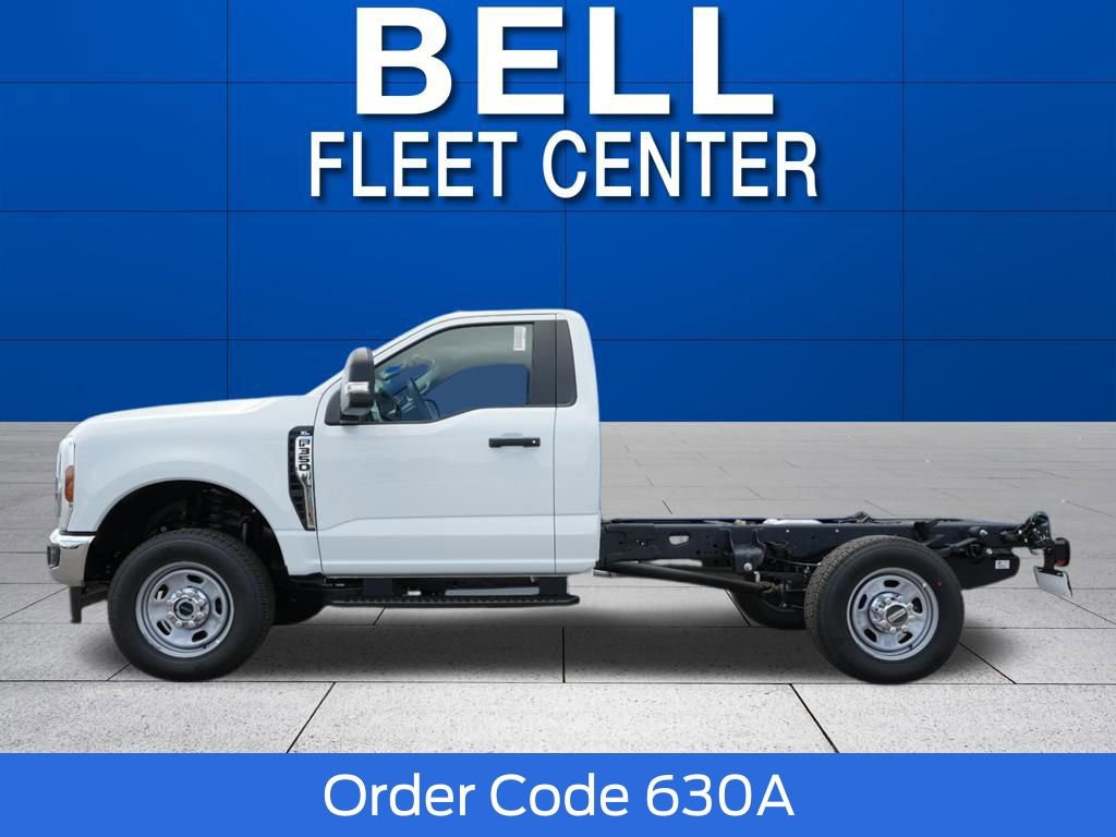 New 2025 Ford F350 XL w/ XL Chrome Package image 2