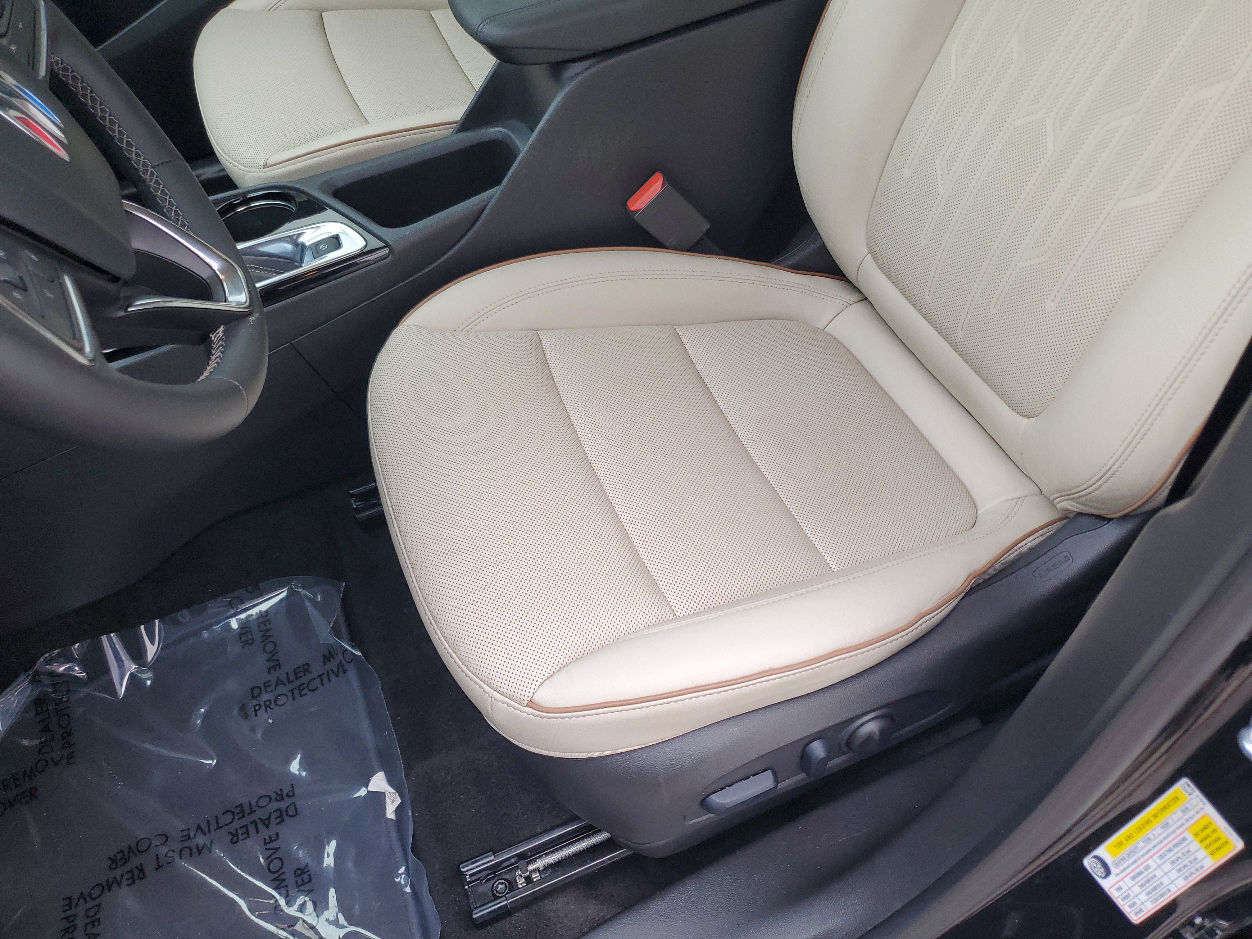 Used 2025 Buick Encore GX Avenir w/ Avenir Technology Package FWD image 21