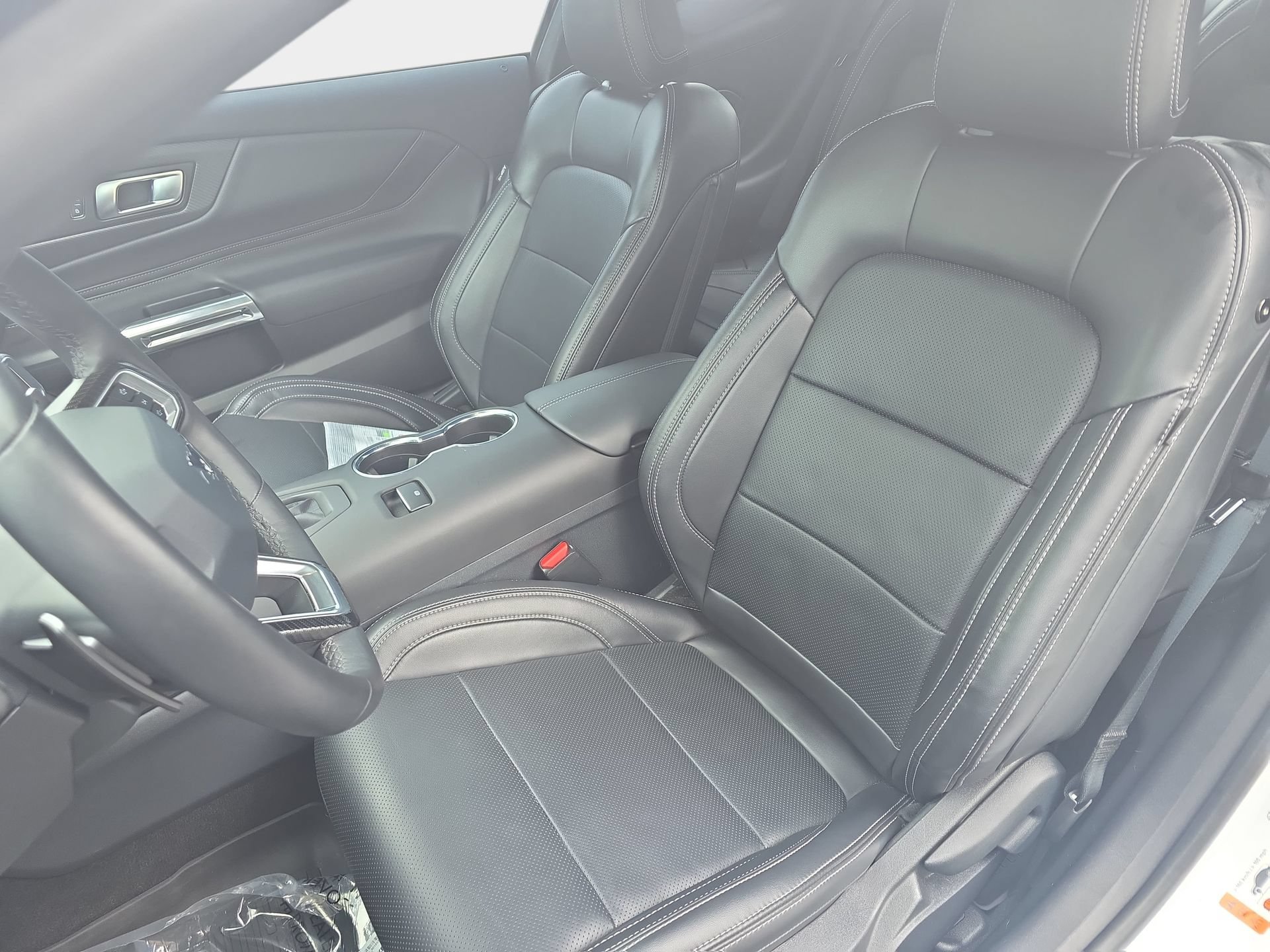 Used 2025 Ford Mustang GT Premium RWD image 14