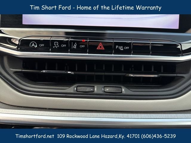 Used 2025 Jeep Compass Limited image 15