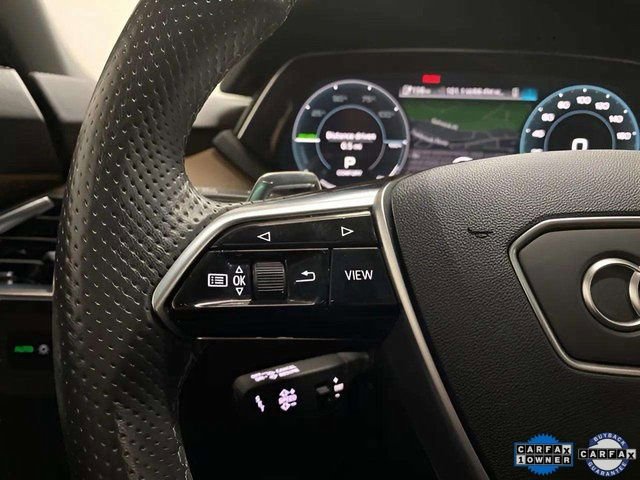Used 2022 Audi e-tron GT Premium Plus image 31