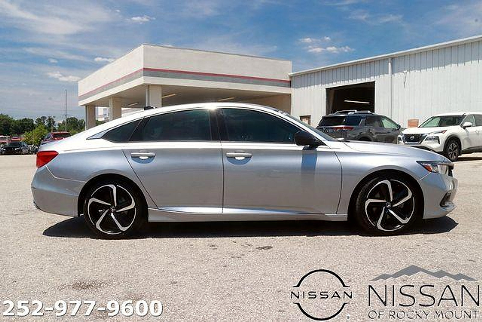 Used 2022 Honda Accord Sport image 4
