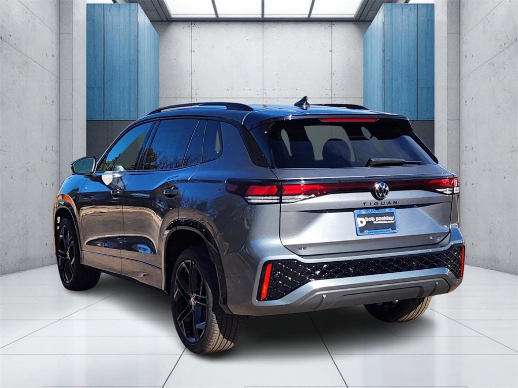 New 2026 Volkswagen Tiguan SE R-Line image 26