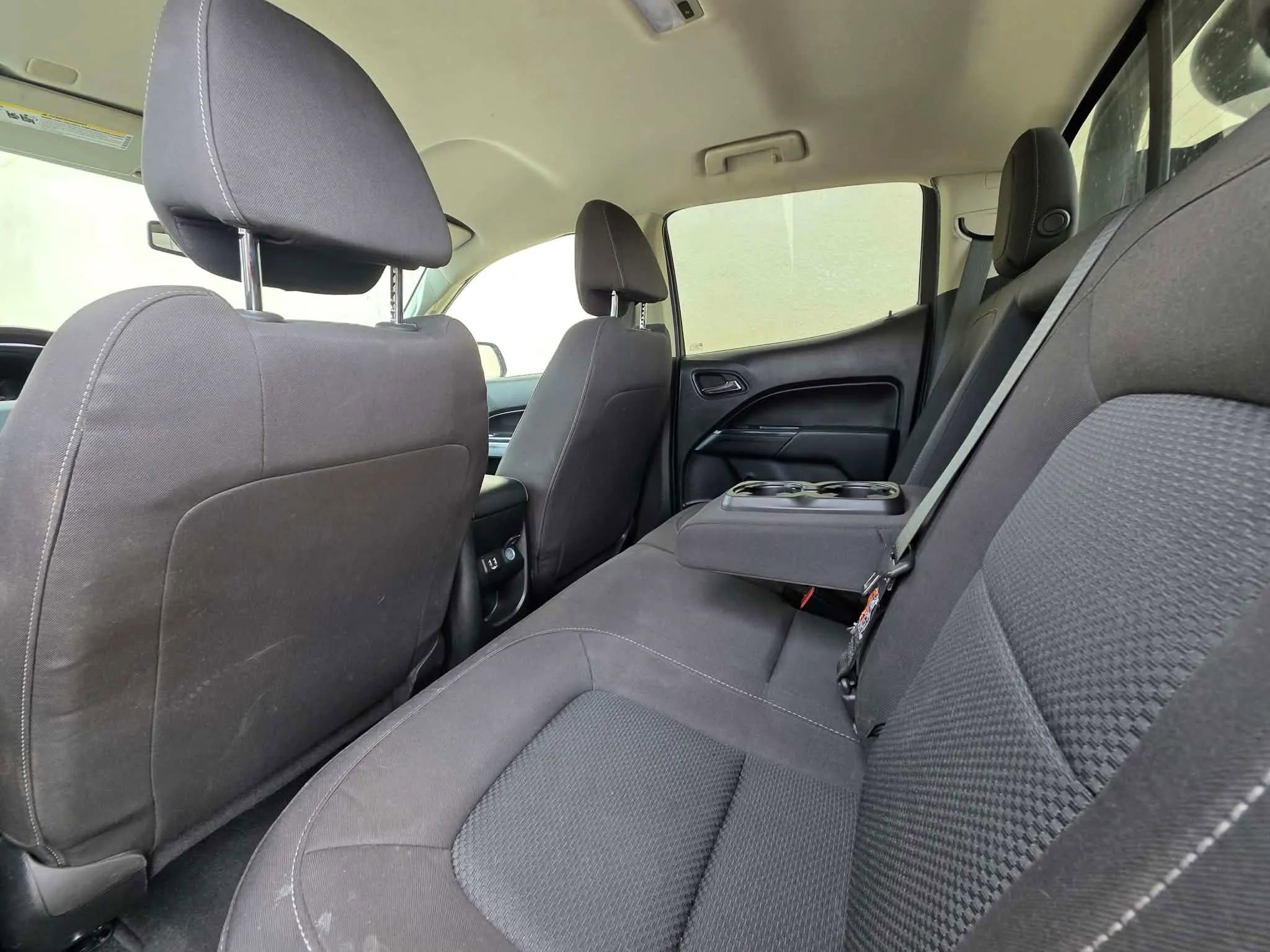 Used 2021 Chevrolet Colorado LT w/ Safety Package image 8