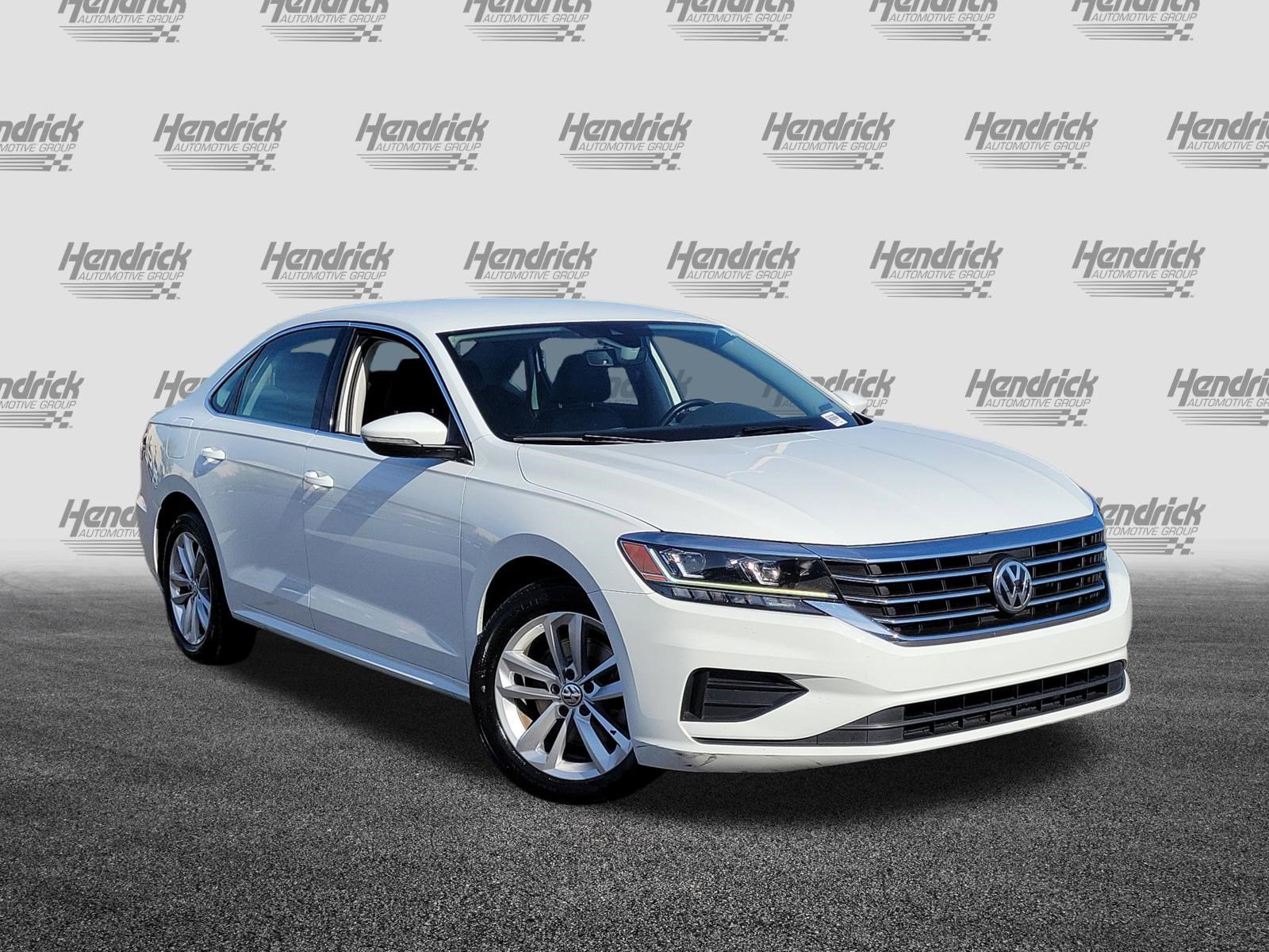Used 2020 Volkswagen Passat 2.0T SE FWD image 2