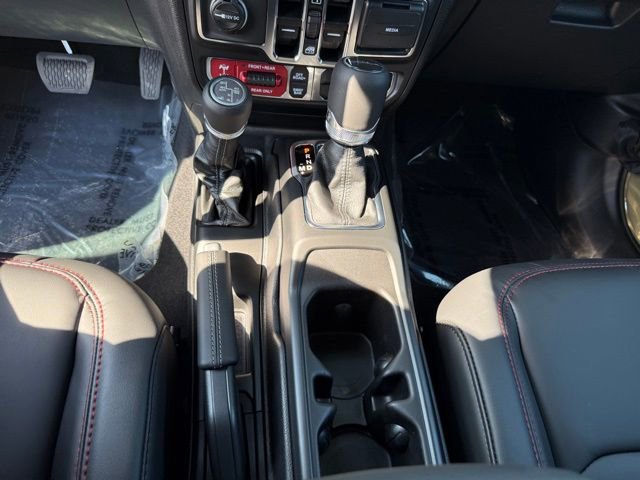 New 2025 Jeep Gladiator Rubicon image 19