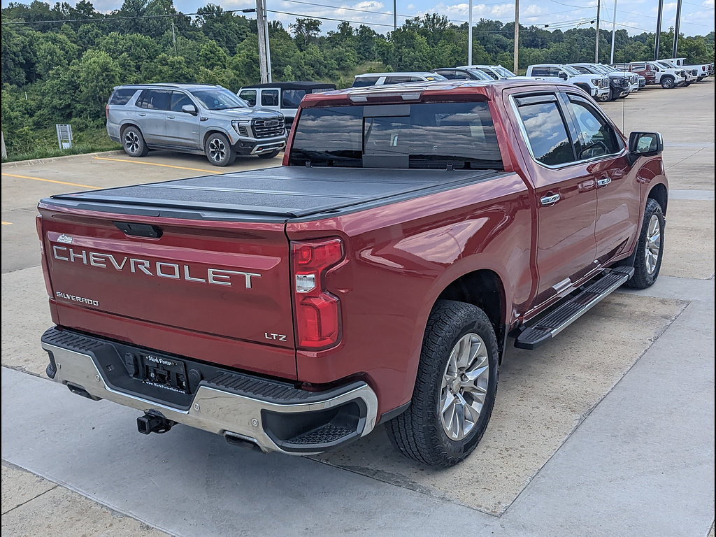 Used 2021 Chevrolet Silverado 1500 LTZ w/ LTZ Premium Package AWD/4WD image 7