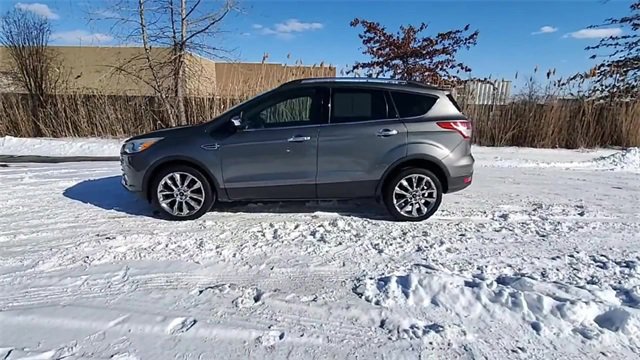 Used 2014 Ford Escape SE w/ SE Chrome Package image 3