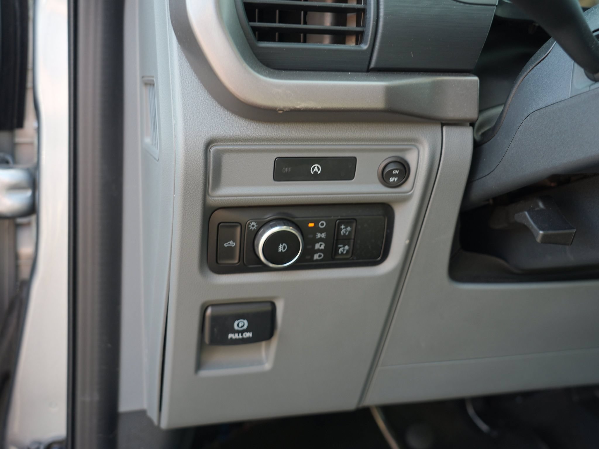 Used 2025 Ford F150 XLT w/ Equipment Group 301A Standard AWD/4WD image 18