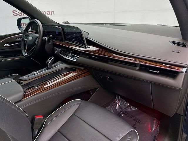 Used 2022 Cadillac Escalade Premium Luxury AWD/4WD image 33