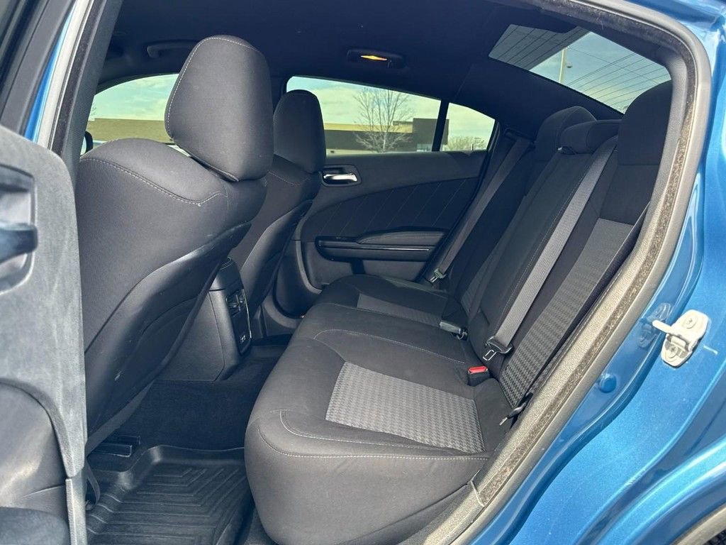 Used 2022 Dodge Charger R/T w/ Driver Convenience Group image 10