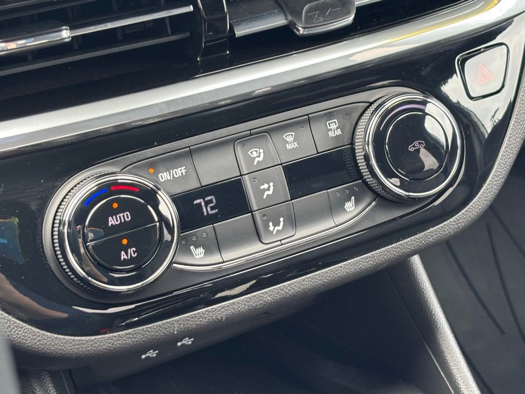 Used 2024 Buick Envista Sport Touring w/ Convenience I Package image 28