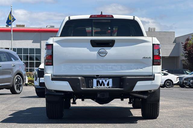 New 2026 Nissan Frontier SV w/ Tow Package AWD/4WD image 5