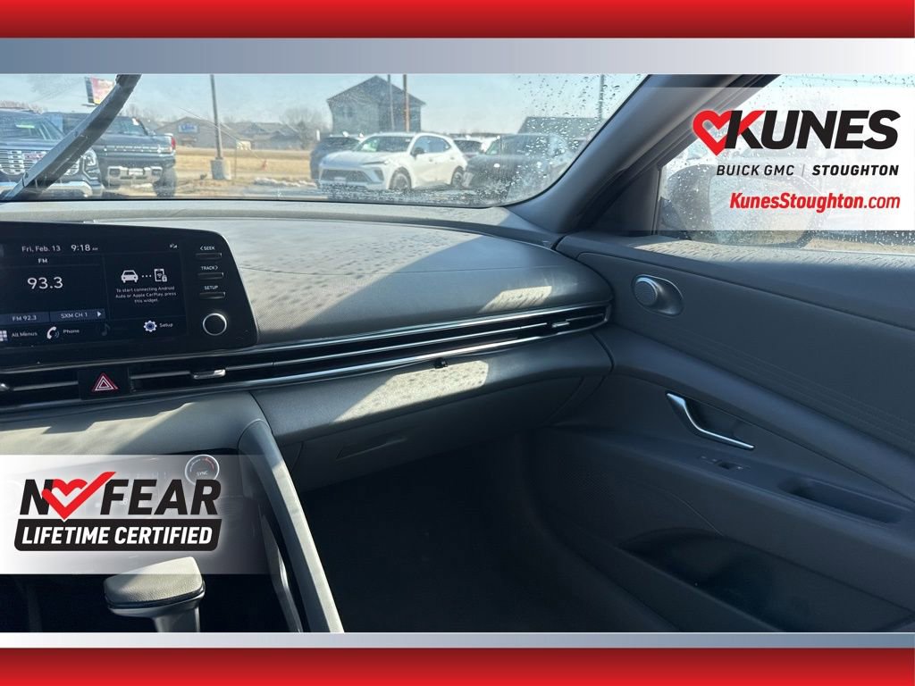 Used 2022 Hyundai Elantra SEL image 40