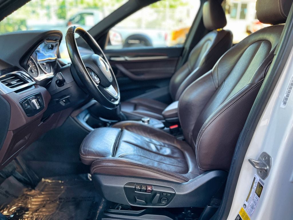 Used 2018 BMW X1 xDrive28i AWD/4WD image 32