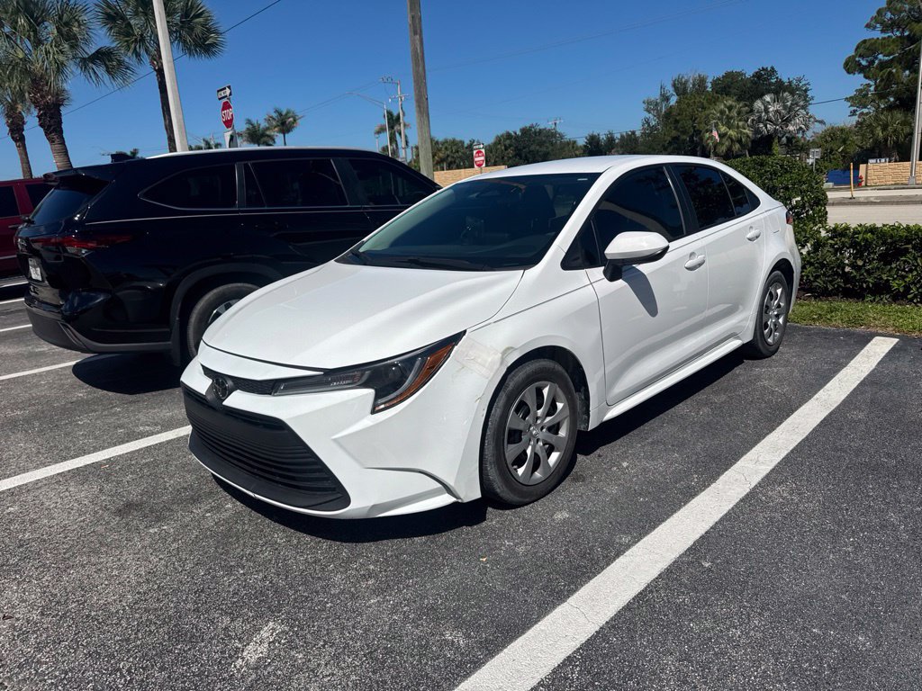 Certified 2025 Toyota Corolla LE w/ Convenience Package