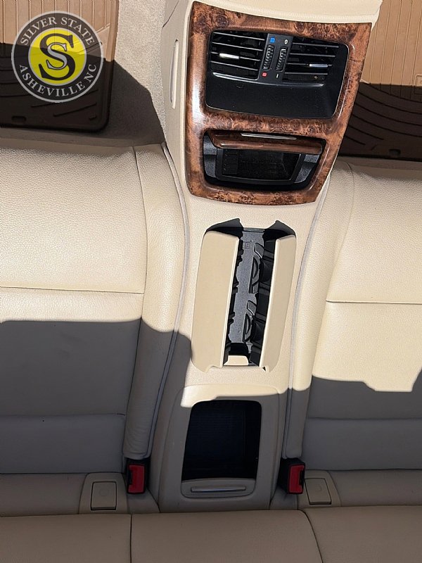 Used 2007 BMW 335i Convertible image 16