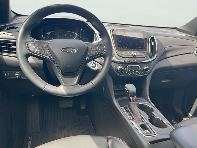 Used 2023 Chevrolet Equinox RS w/ RS Leather Package image 17