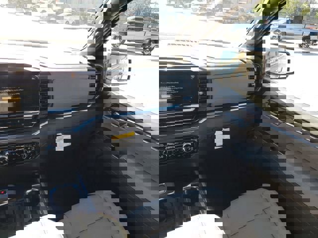 New 2026 GMC Sierra 1500 SLT w/ SLT Premium Package image 17