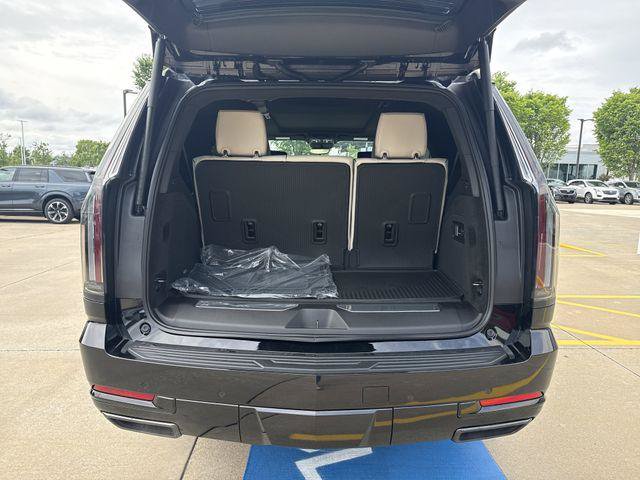 New 2026 Cadillac Escalade Sport w/ Touring Package AWD/4WD image 21
