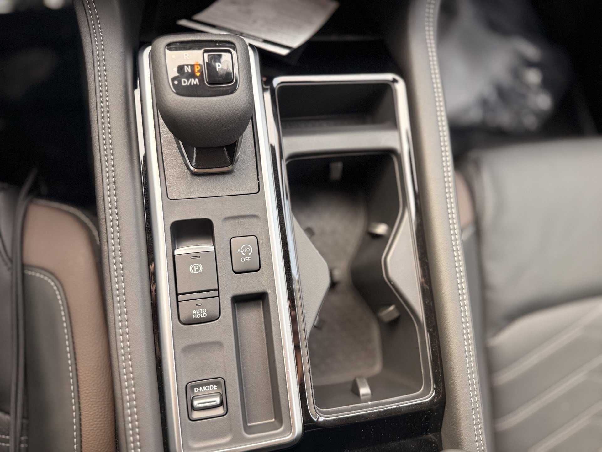 New 2025 Nissan Pathfinder Platinum image 11