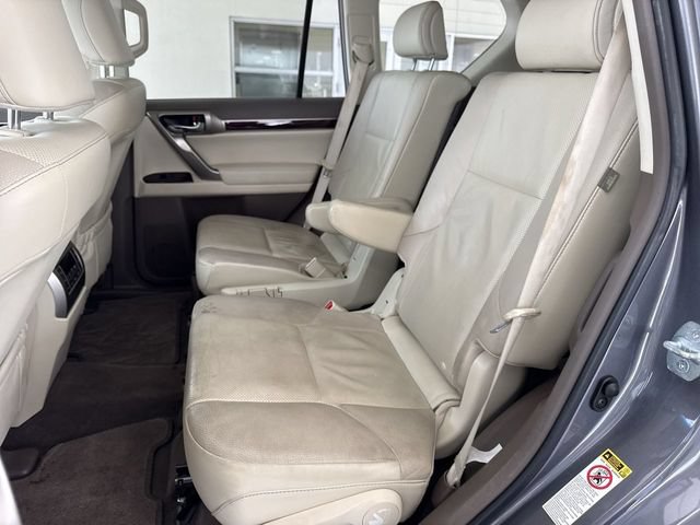Used 2017 Lexus GX 460 Premium AWD/4WD image 23