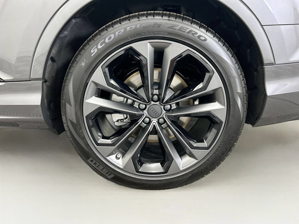 Used 2026 Audi Q7 3.0T Premium Plus w/ Premium Plus Package AWD/4WD image 31