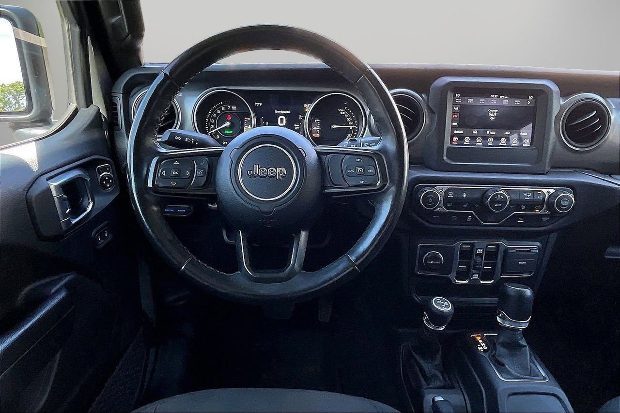 Used 2023 Jeep Wrangler Unlimited w/ Cold Weather Group image 12