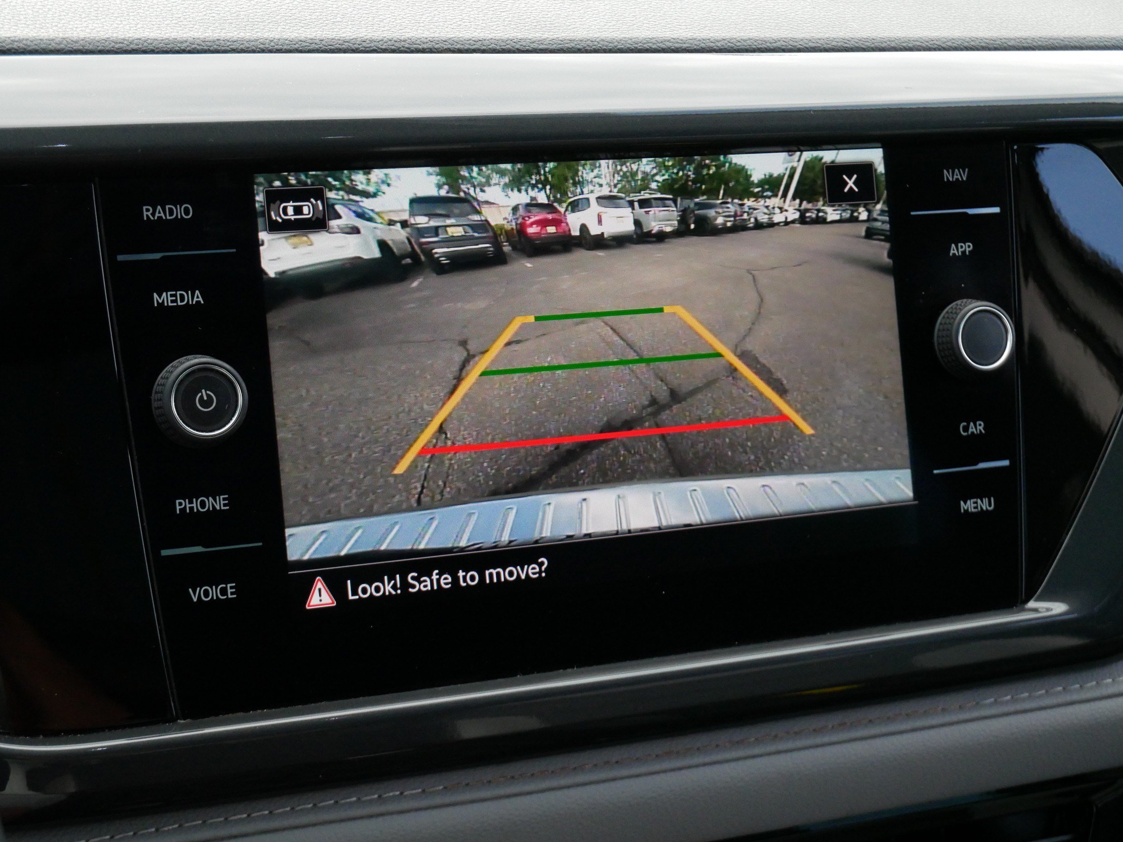 Certified 2023 Volkswagen Taos SEL AWD/4WD image 30