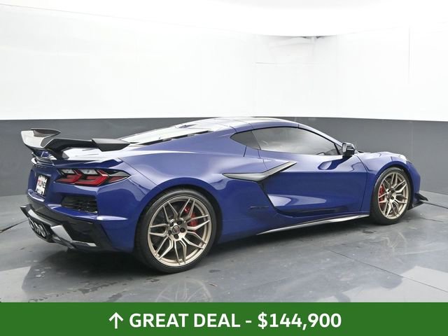 Used 2025 Chevrolet Corvette Z06 w/ Z07 Performance Package image 12