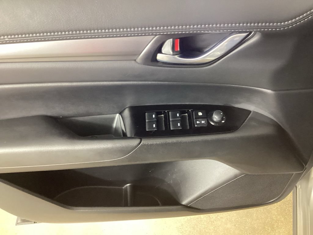 Used 2025 MAZDA CX-5 AWD 2.5 S w/ Select Package image 11