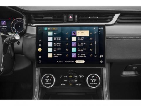 New 2025 Jaguar F-PACE R-Dynamic S image 13