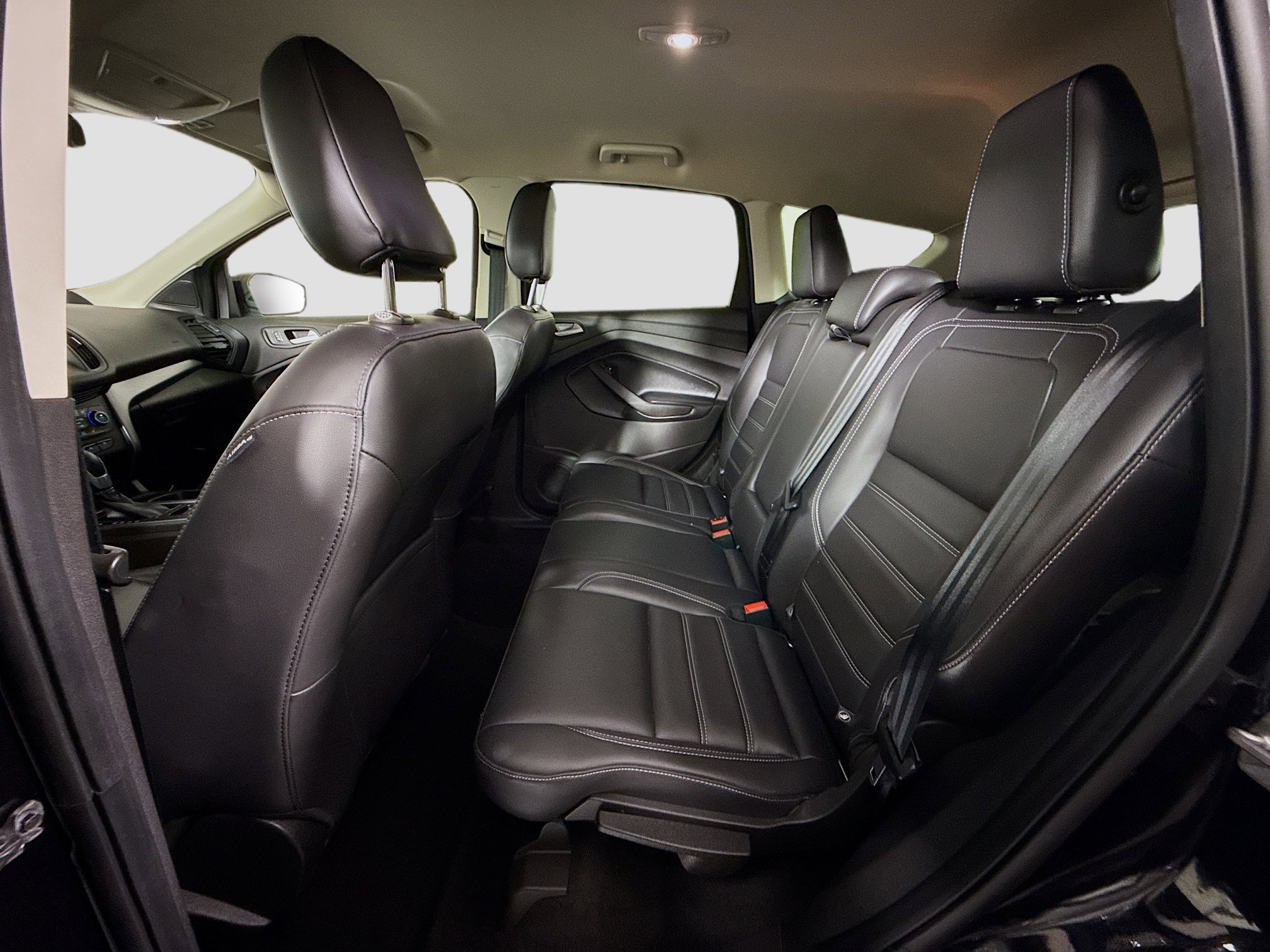 Used 2019 Ford Escape SEL image 25