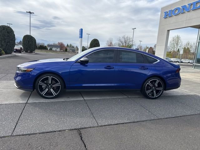 Used 2025 Honda Accord Sport image 12