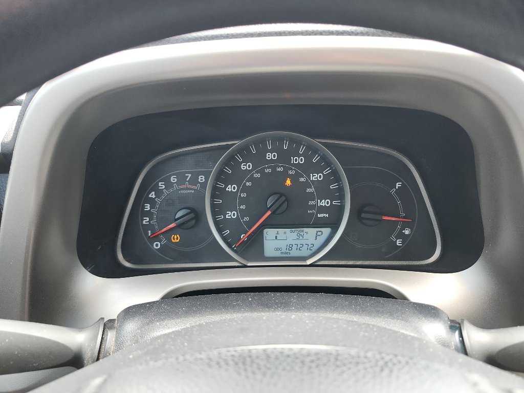 Used 2013 Toyota RAV4 LE FWD image 22