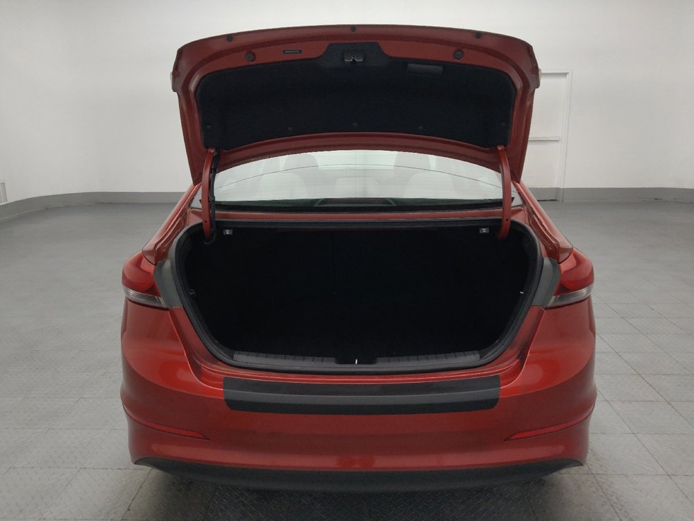 Used 2018 Hyundai Elantra SEL FWD image 29