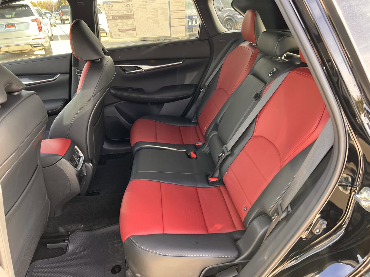 New 2025 INFINITI QX50 Sport image 29
