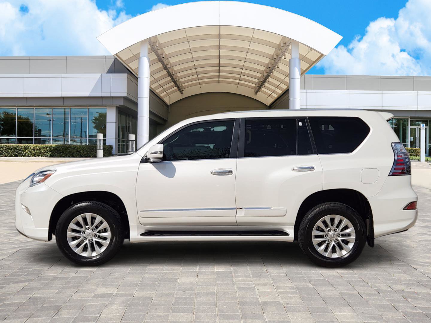 Used 2019 Lexus GX 460 Premium image 3