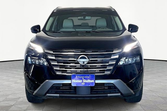 Used 2024 Nissan Rogue SL image 3