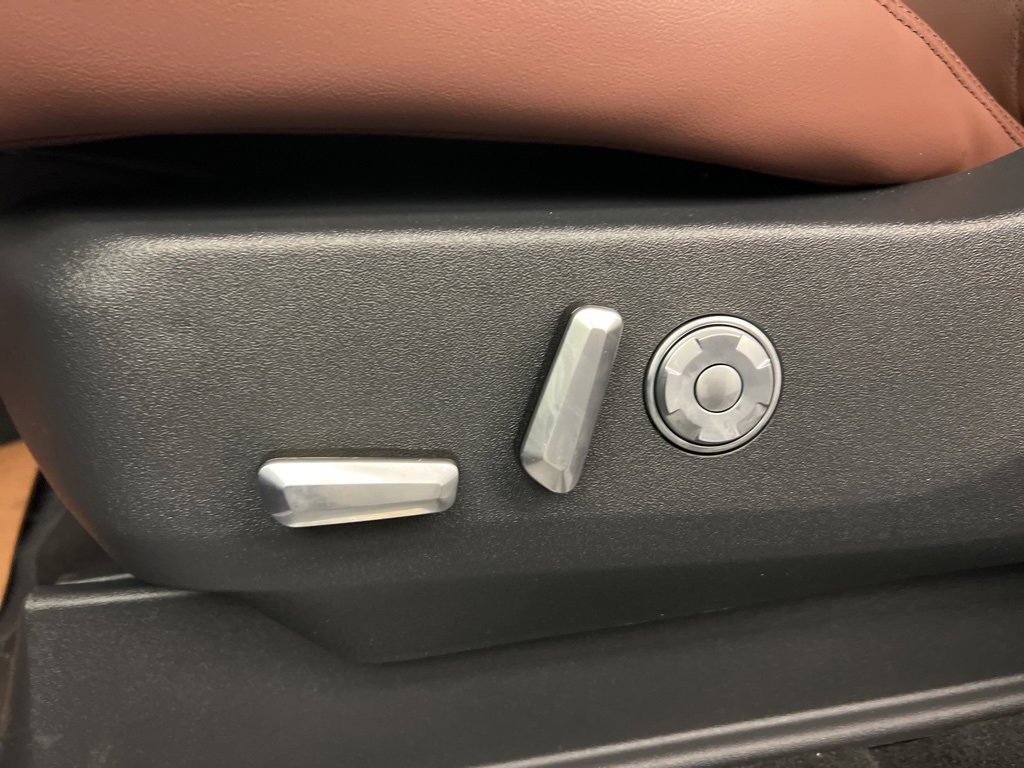 New 2025 Lincoln Navigator L Reserve image 31