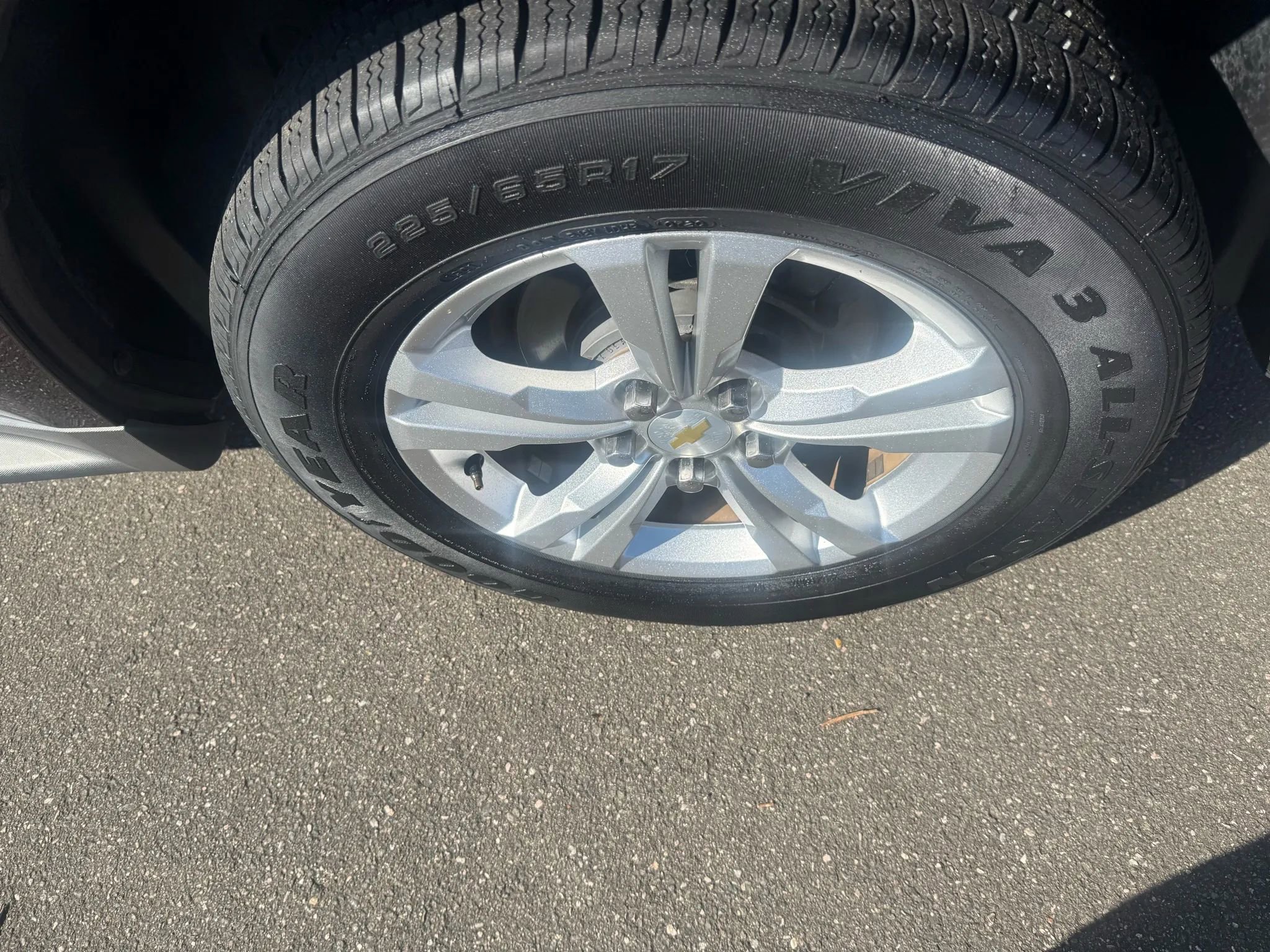 Used 2012 Chevrolet Equinox LS image 10