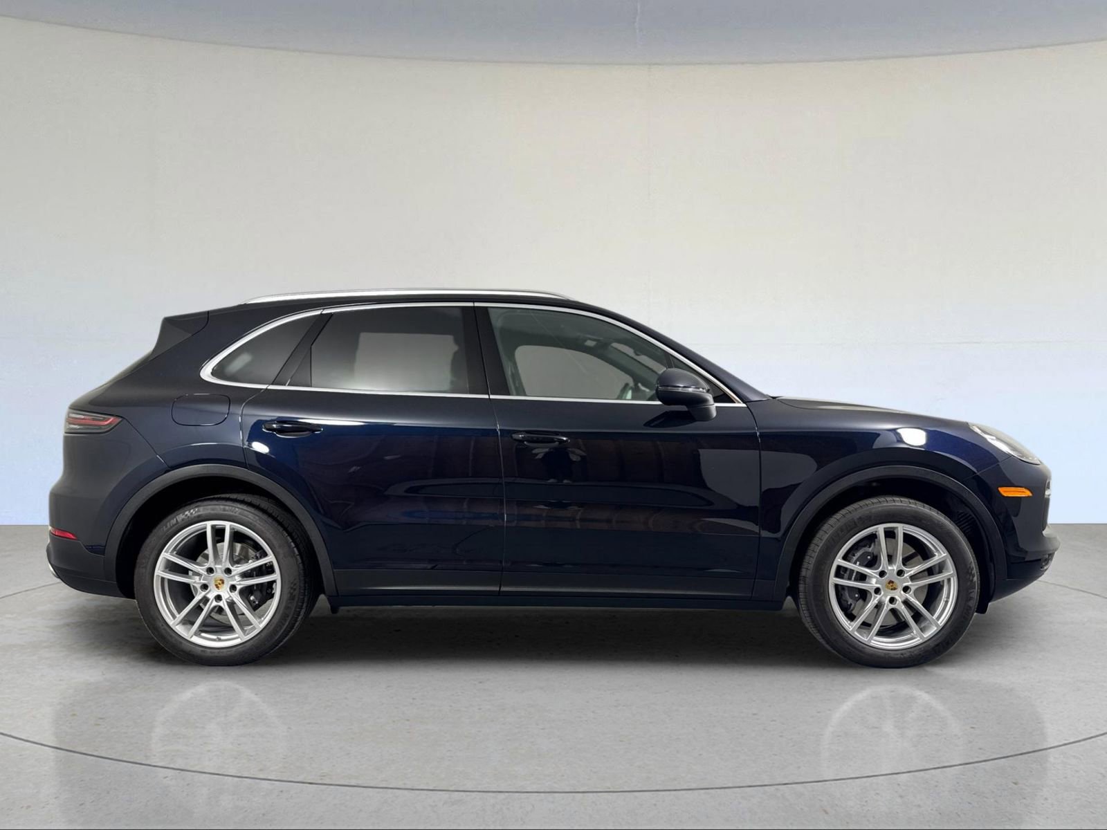 Certified 2023 Porsche Cayenne image 9