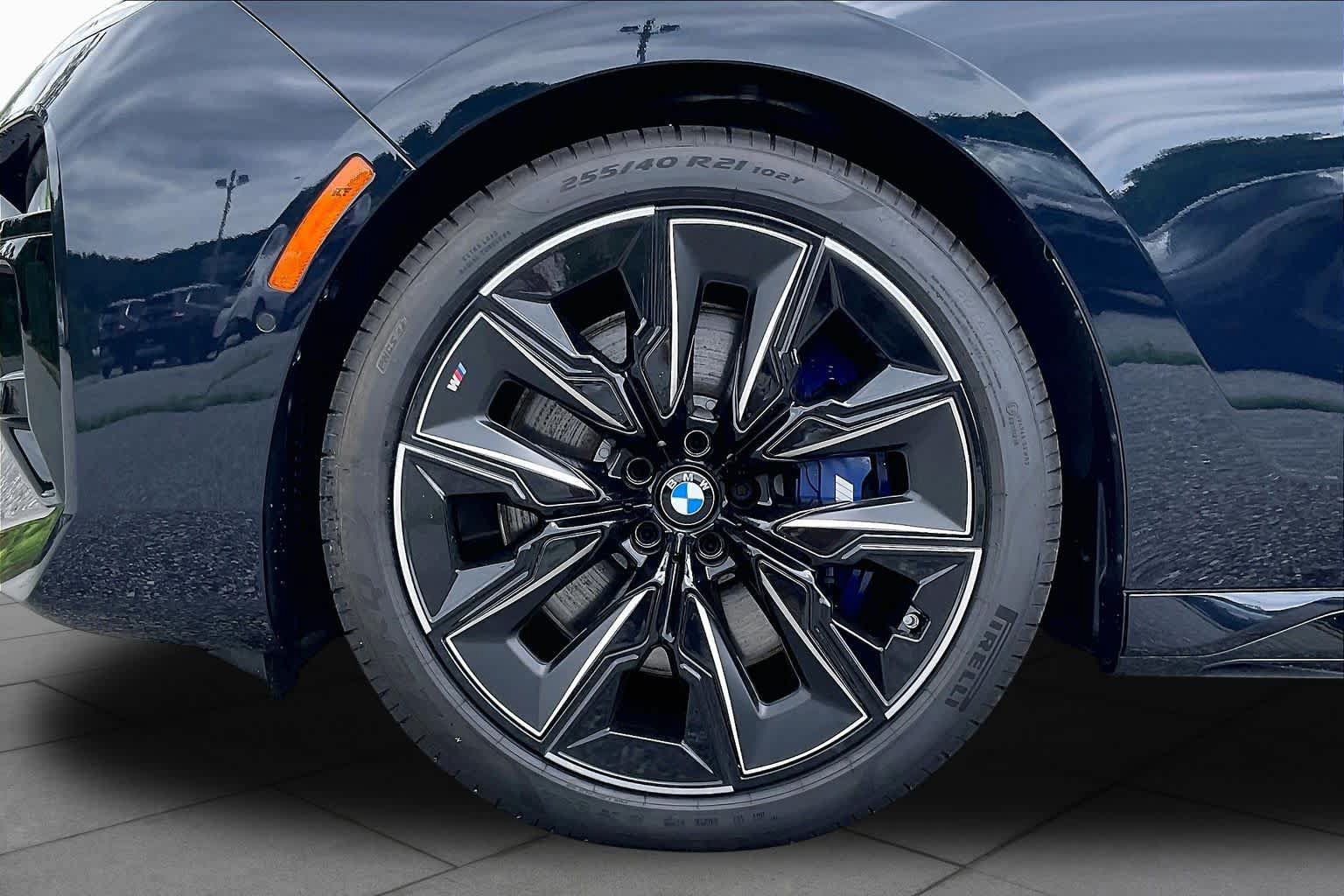 New 2026 BMW 760i xDrive w/ Autobahn Package AWD/4WD image 11