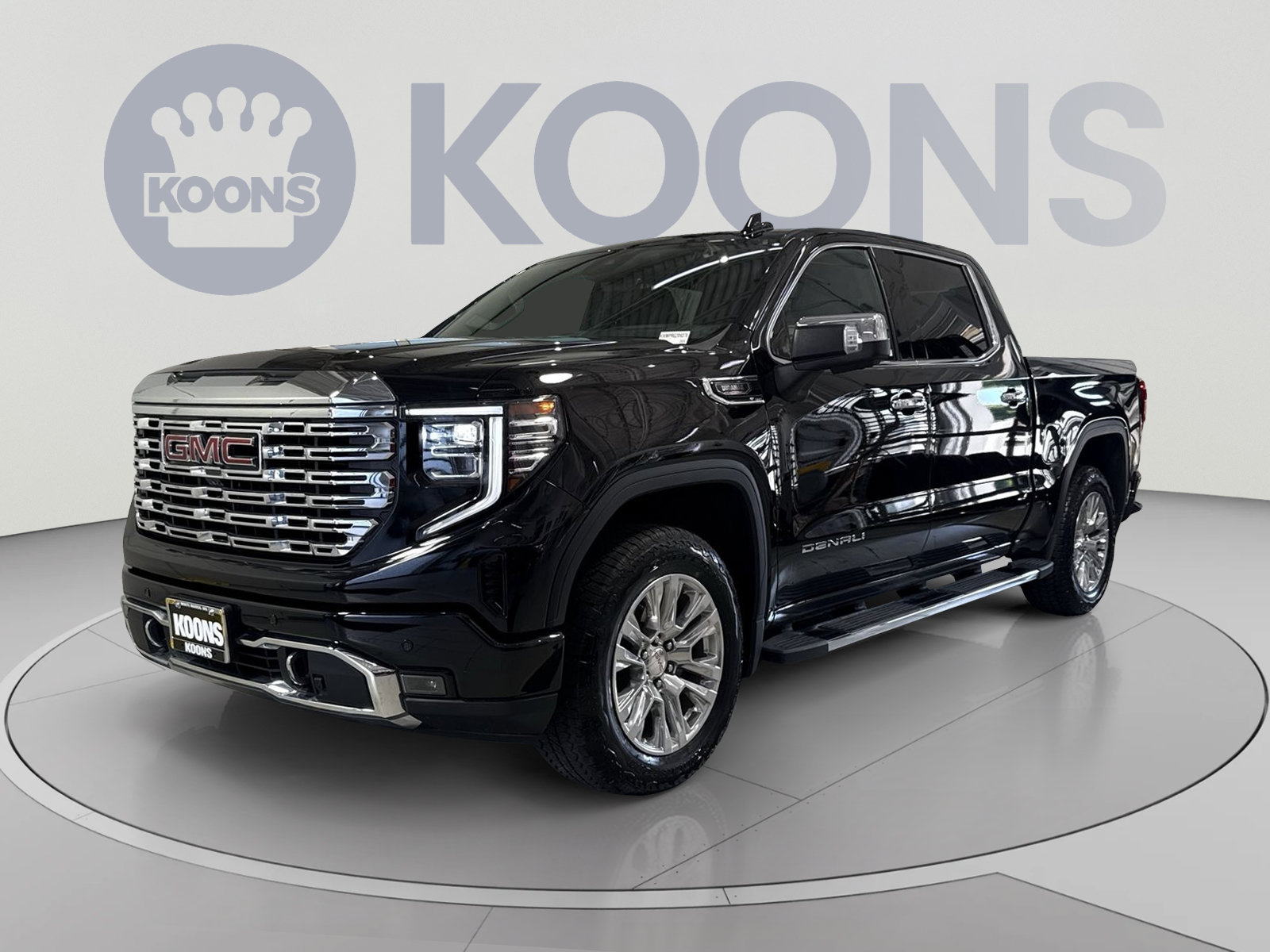 Used 2024 GMC Sierra 1500 Denali w/ Technology Package AWD/4WD image 5