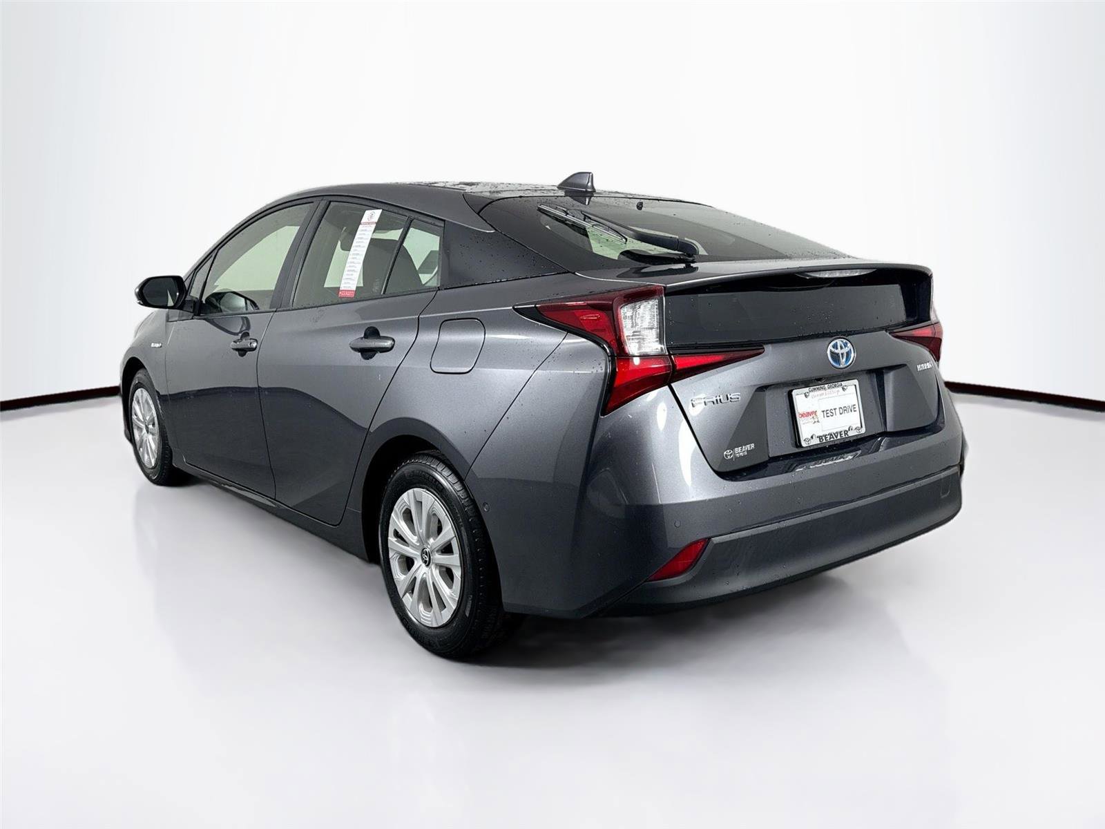 Certified 2022 Toyota Prius LE video 2