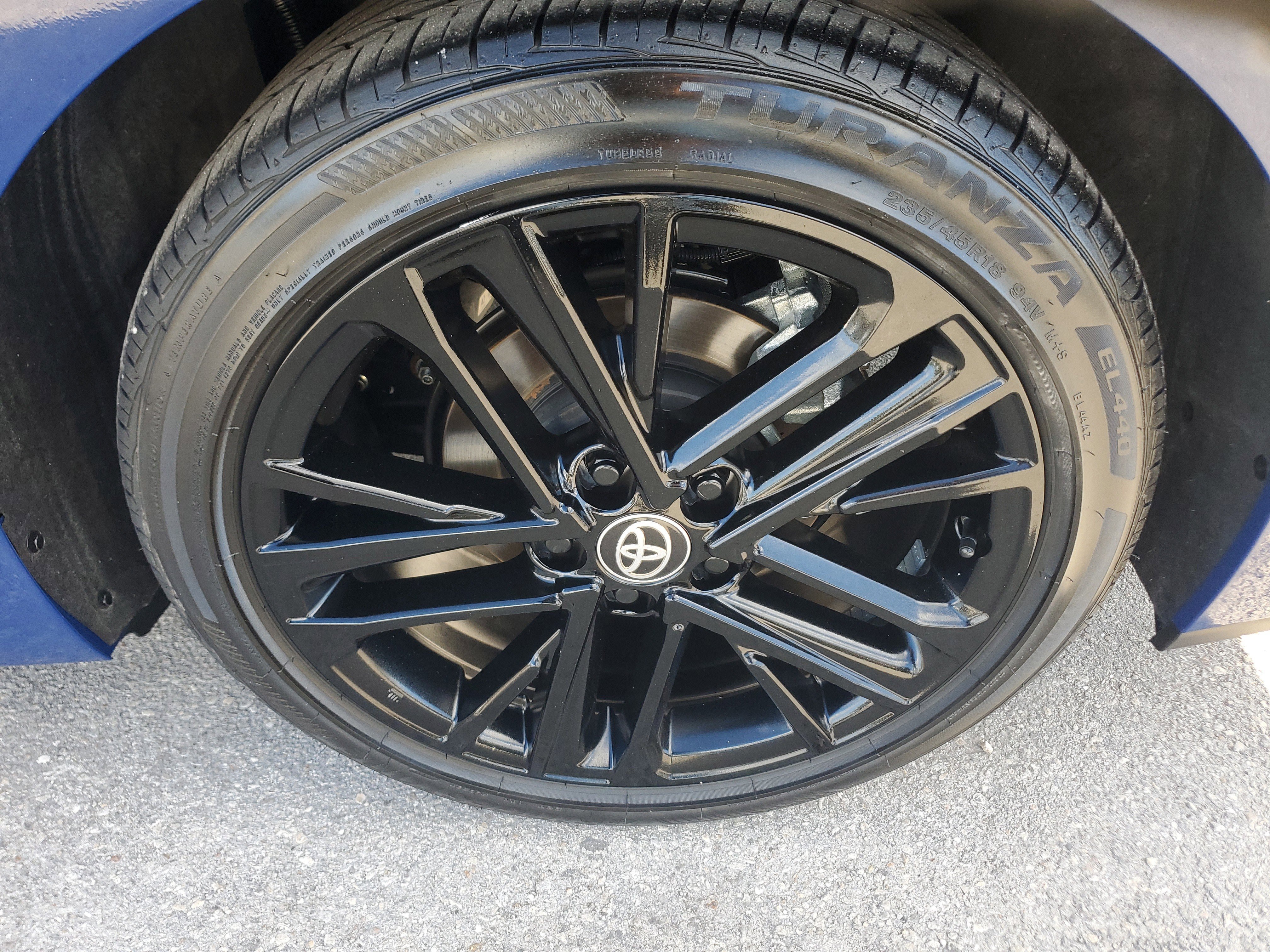 Used 2025 Toyota Camry SE image 9