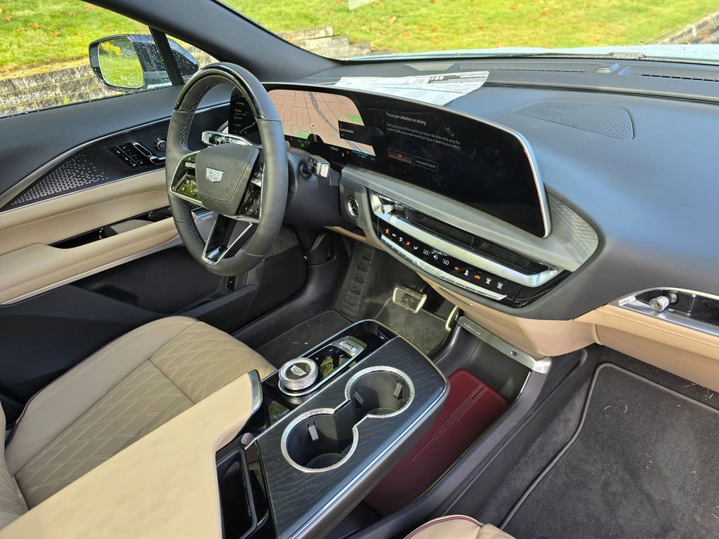 New 2025 Cadillac Lyriq Sport w/ Nappa Leather Package image 12