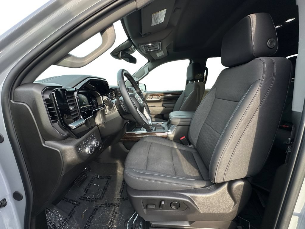 Used 2024 GMC Sierra 1500 Elevation AWD/4WD image 9